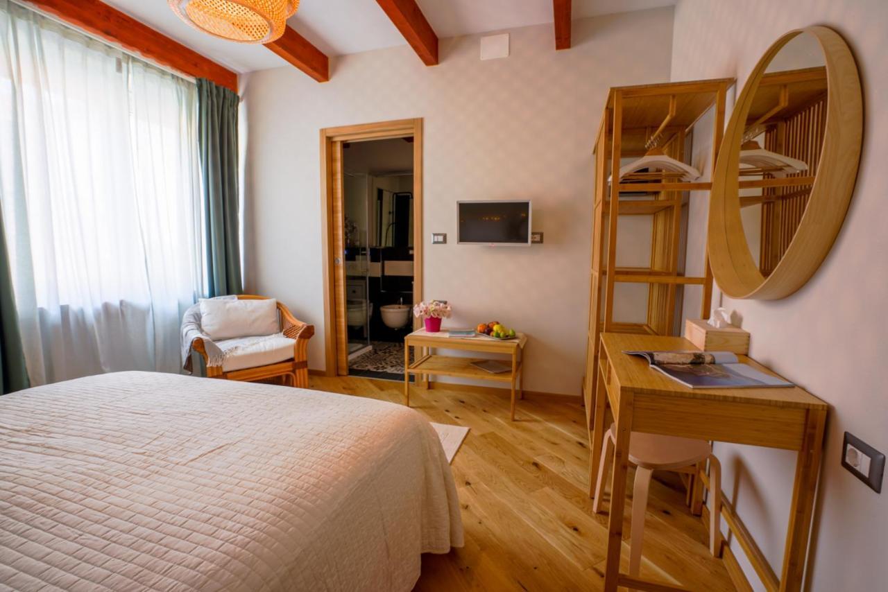 Bed and Breakfast Sa Domo E Giuanne E Giuanna à Bosa Extérieur photo