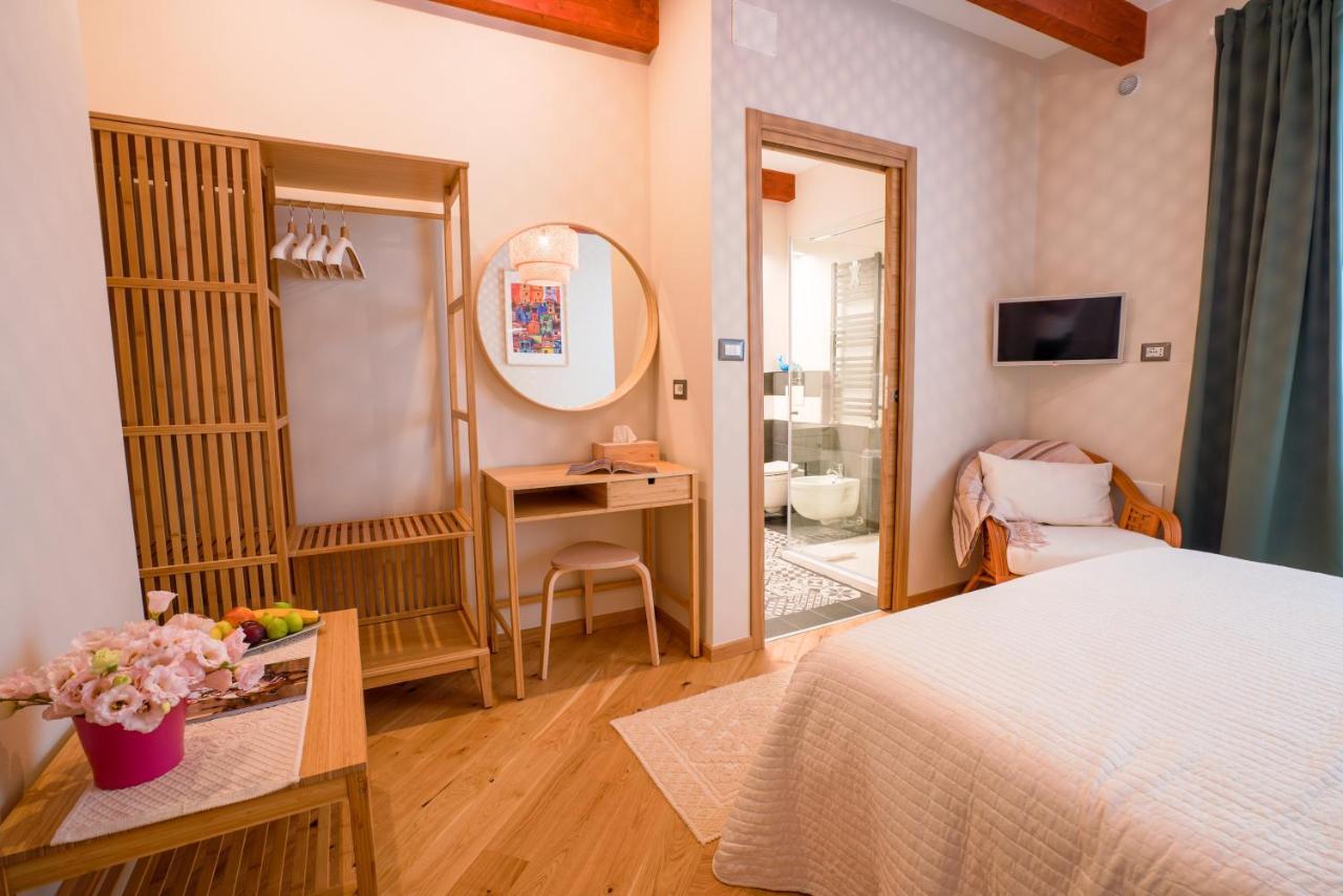 Bed and Breakfast Sa Domo E Giuanne E Giuanna à Bosa Extérieur photo