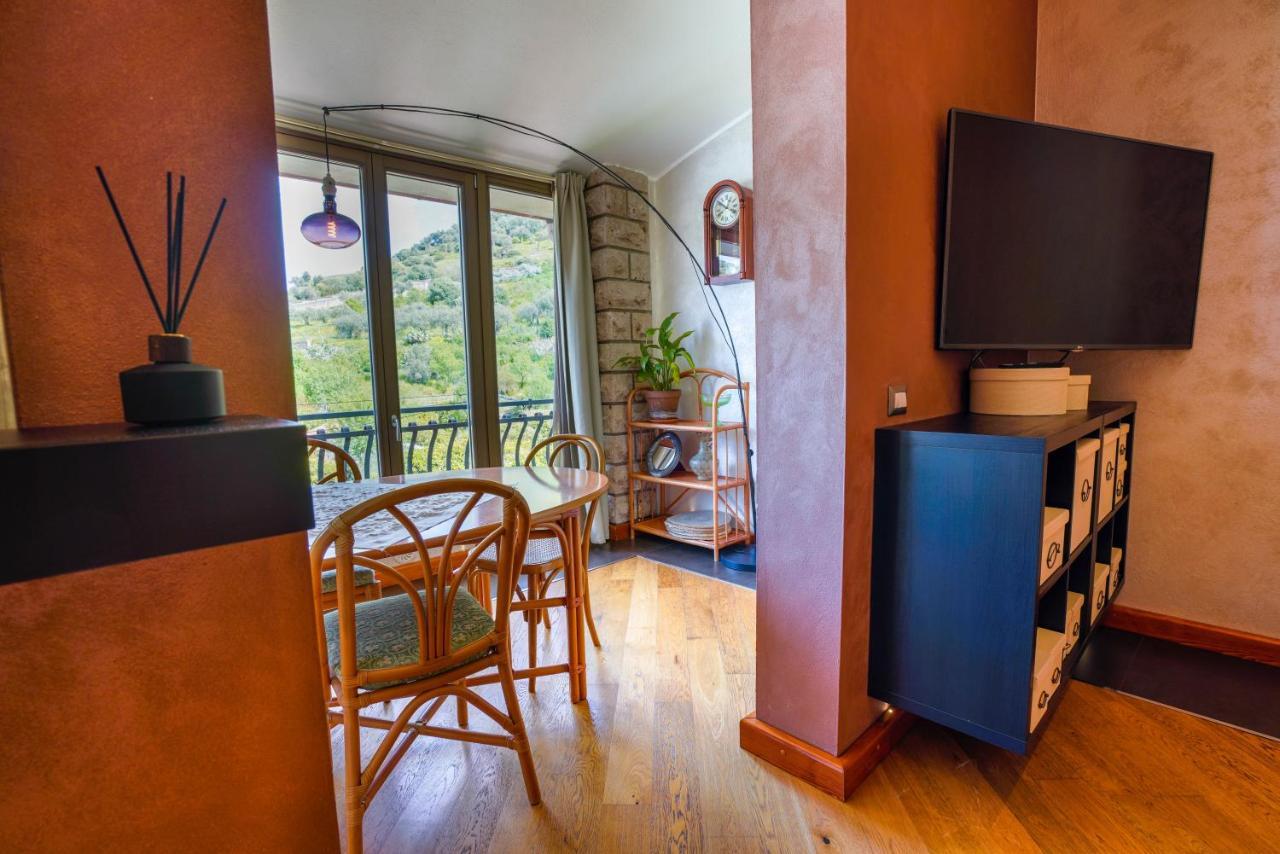 Bed and Breakfast Sa Domo E Giuanne E Giuanna à Bosa Extérieur photo
